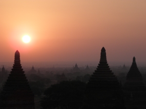 Lever de soleil Temples Bagan